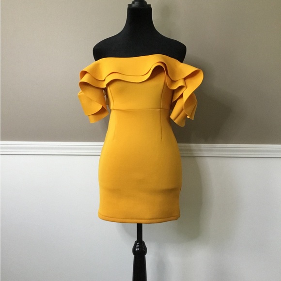 WinWin Dresses & Skirts - WinWin Strapless Mustard Dress